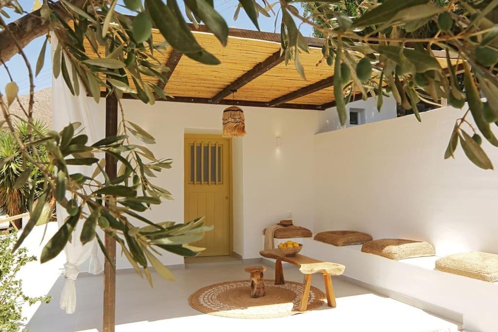 Syrolia Village Kini Exterior photo